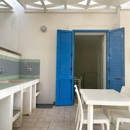 Indaco - - A Pochi Passi Dal Mare